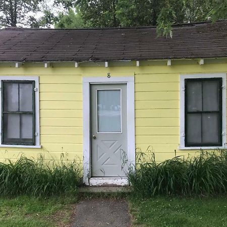 מלון Millinocket Katahdin Cabins מראה חיצוני תמונה