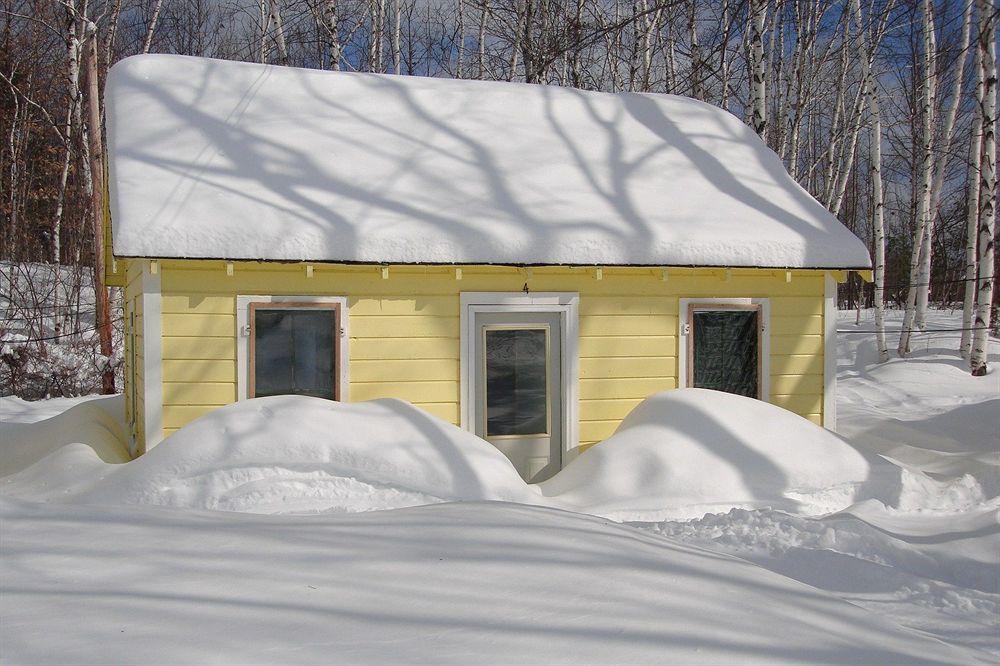 מלון Millinocket Katahdin Cabins מראה חיצוני תמונה